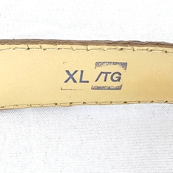 Cuir Véritable Genuine Leather Curved Stud Paisley Adjustable Belt - Picture 5 of 7